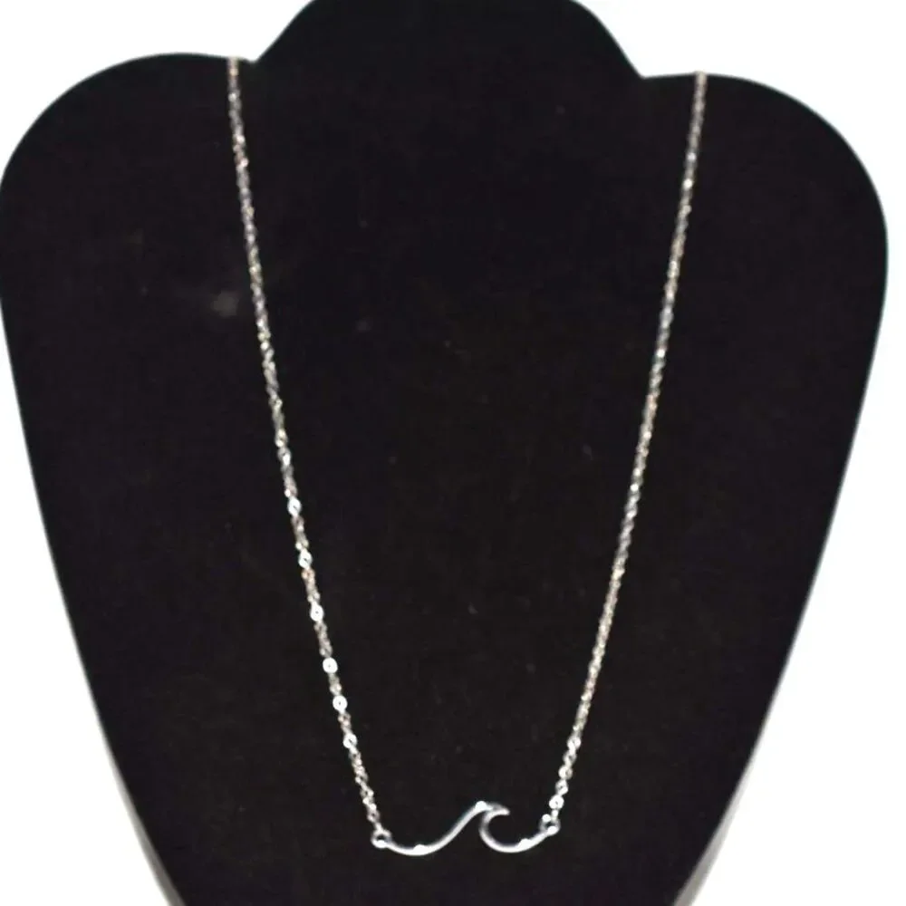 Smashing Ocean Wave Silver Tone Link 20